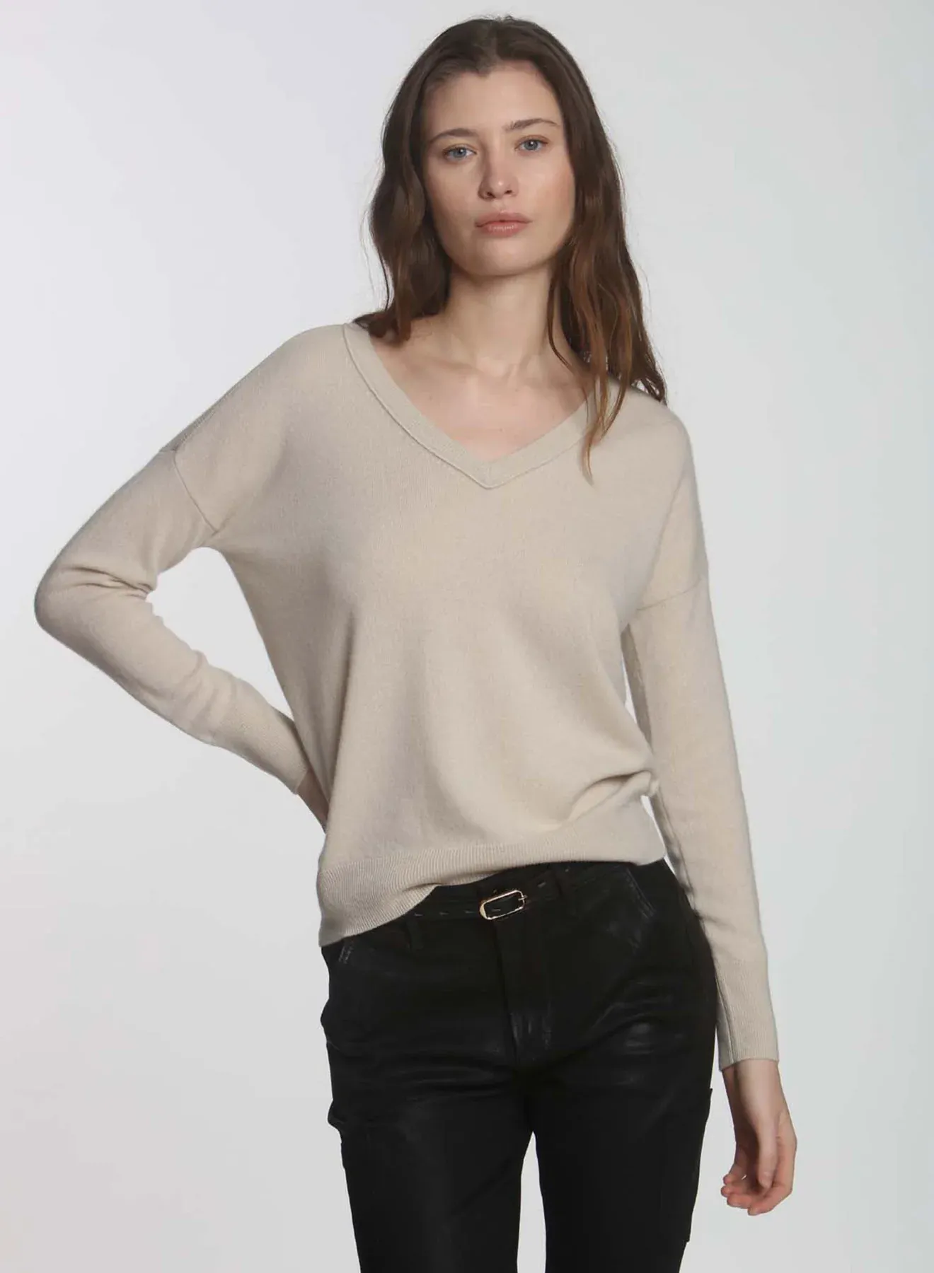 0342e Label thread CORE Cashmere BF Vee