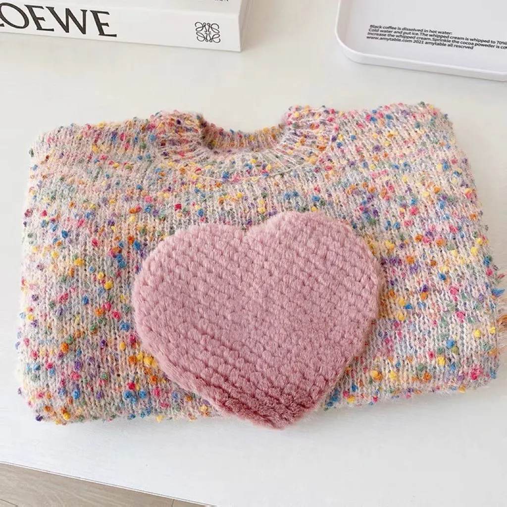 Korean children's clothing 2024 autumn and winter clothing girls' foreign-style thickened sweater knitted sweater children's three-dimensional love color top