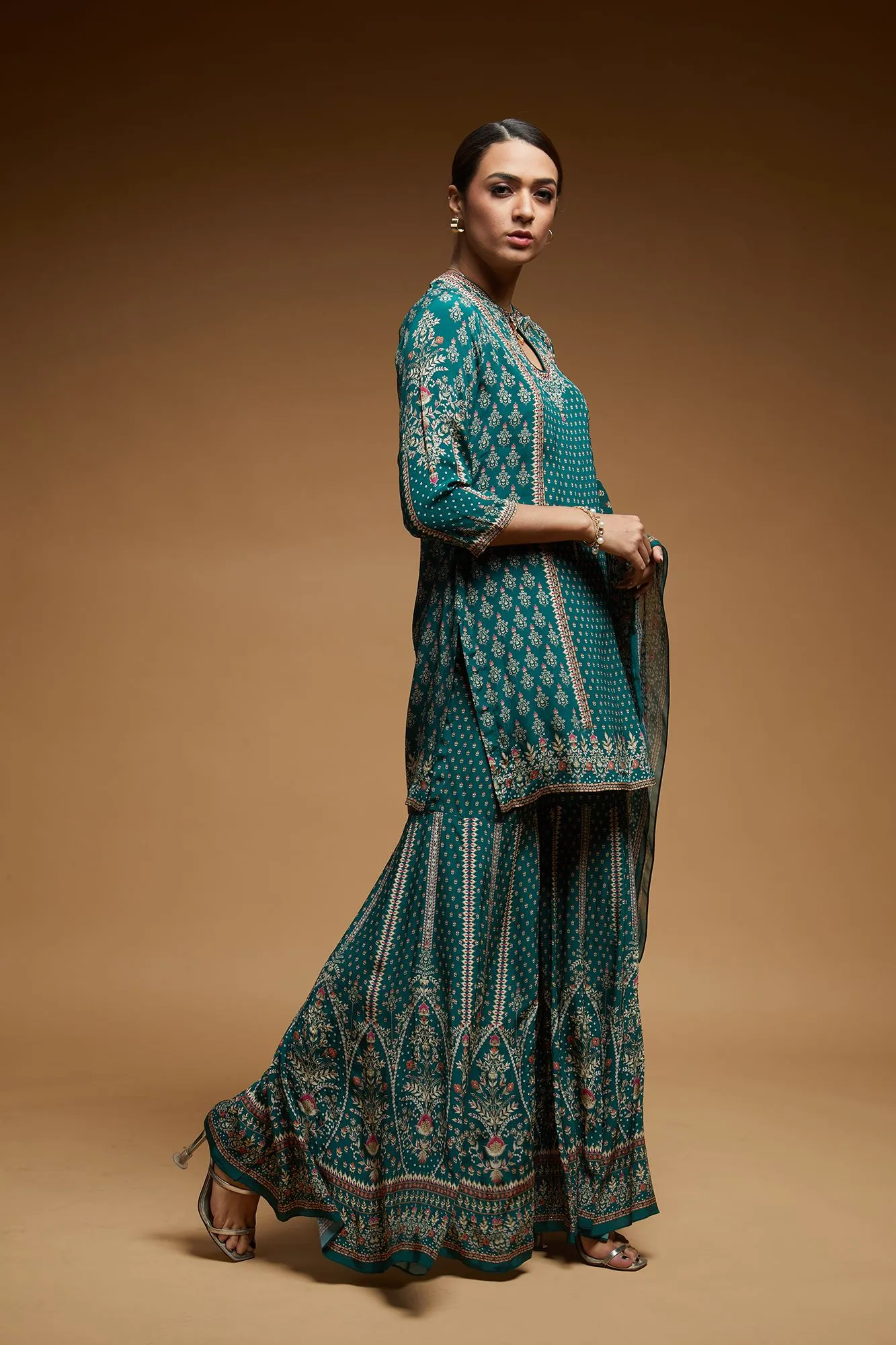 Teal Sharara