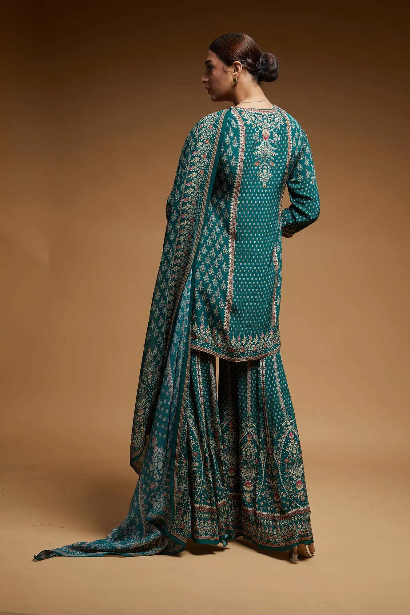 Teal Sharara